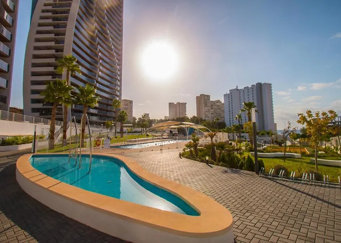 Waves - Relax In Costa Blanca Benidorm